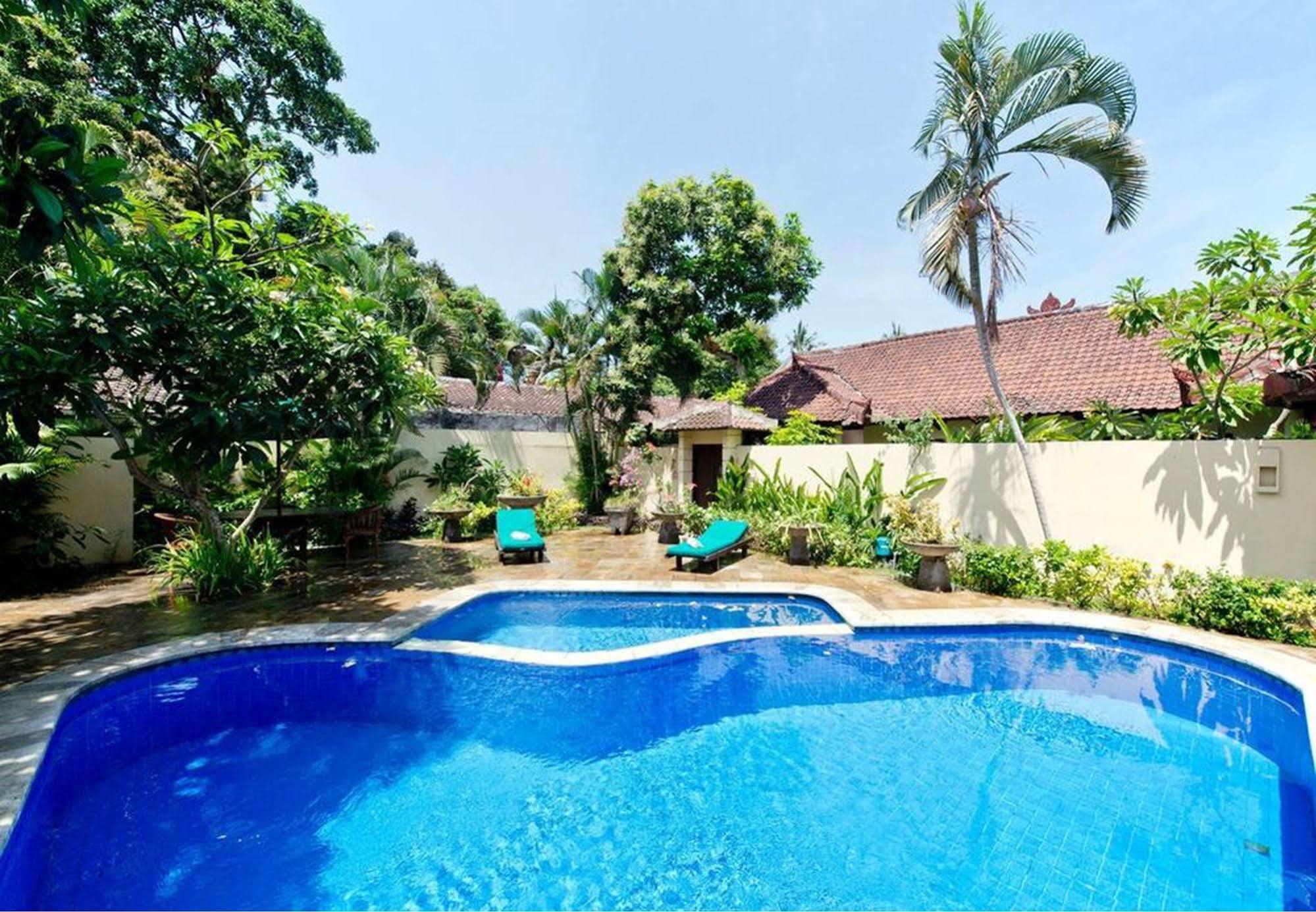 Kumpul Kumpul Villa II Legian Seminyak Eksteriør billede